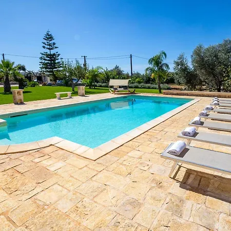 Domus Mea By אוסטוני